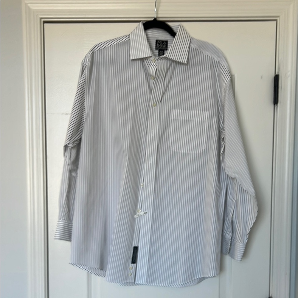 Jos A. Bank Striped Men's dress shirt